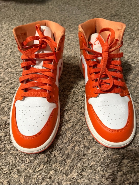 Jordan Shoes - Women's jordan 1 size 8.5 Orange and White